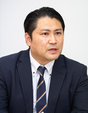 及川 圭介