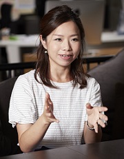 高橋 鈴恵氏