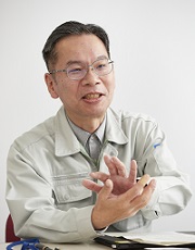 植草 敬一氏