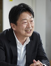 課長 中川 伸一氏