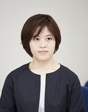 萬崎 瑛里子氏