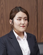 苅田 悦子