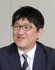 西日本営業本部長代理兼 関西第二営業部長 久野 幸也