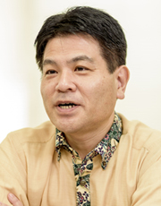山城 克也氏