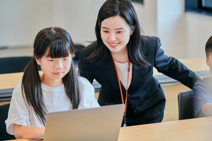 パソコンの利用と読み書きの良さを生かした個別最適な学び【小学校3年生編】